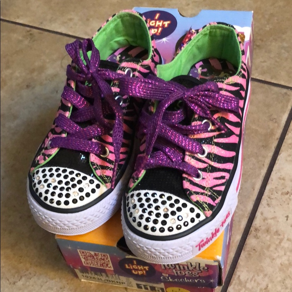 Brand new sketchers girls shoes size 11.5